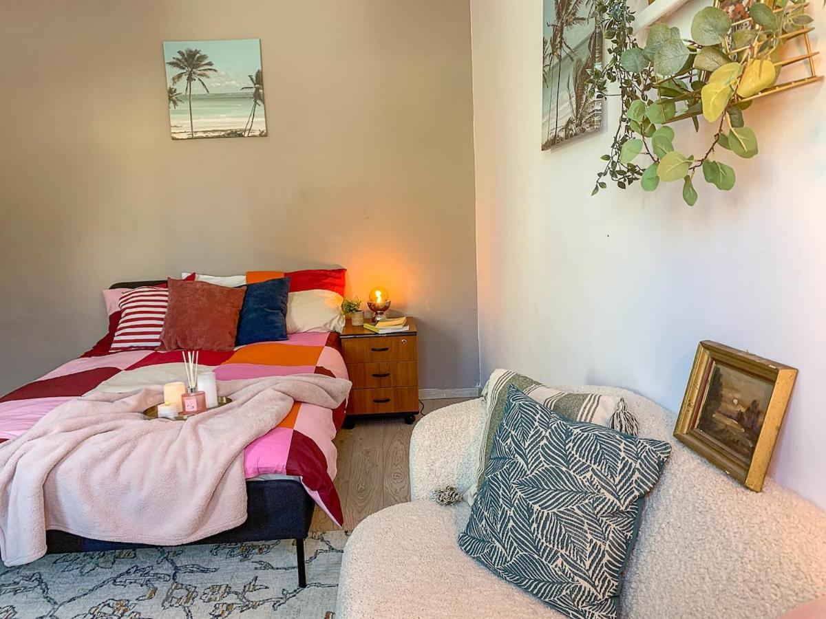 Budget Friendly Apartament *
