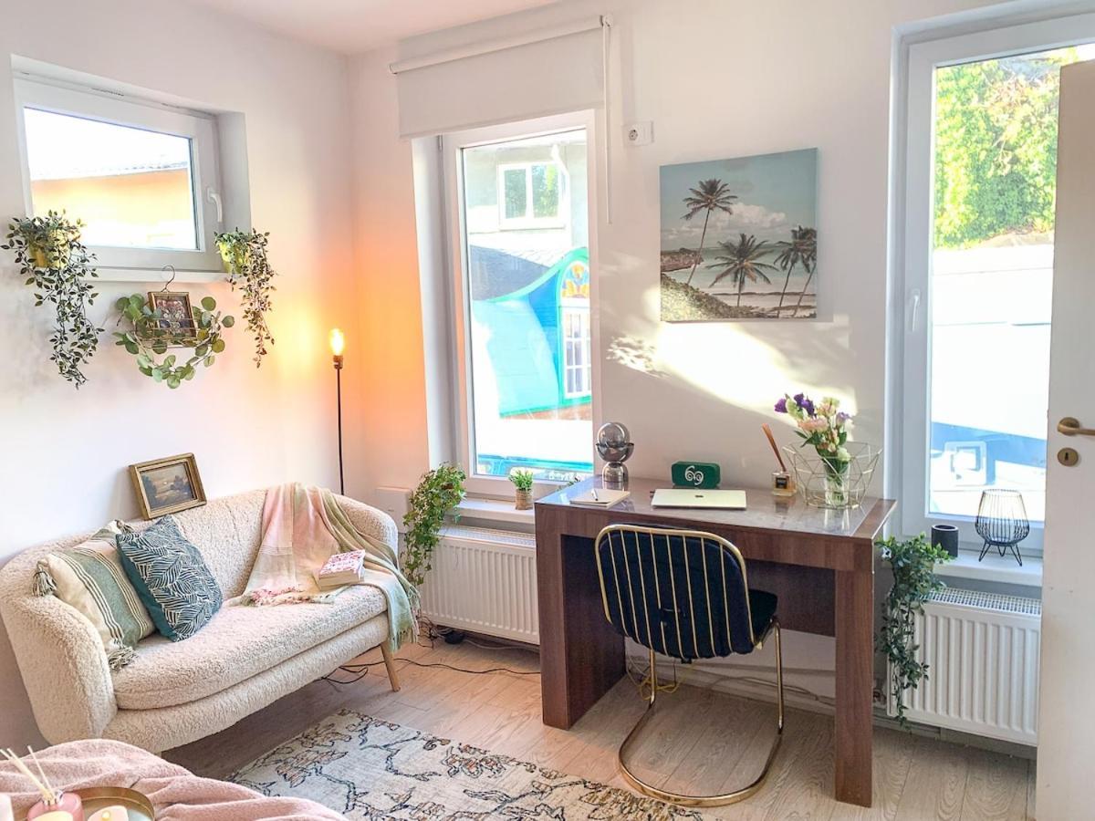 Budget Friendly Apartament